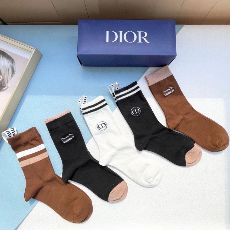 DIOR